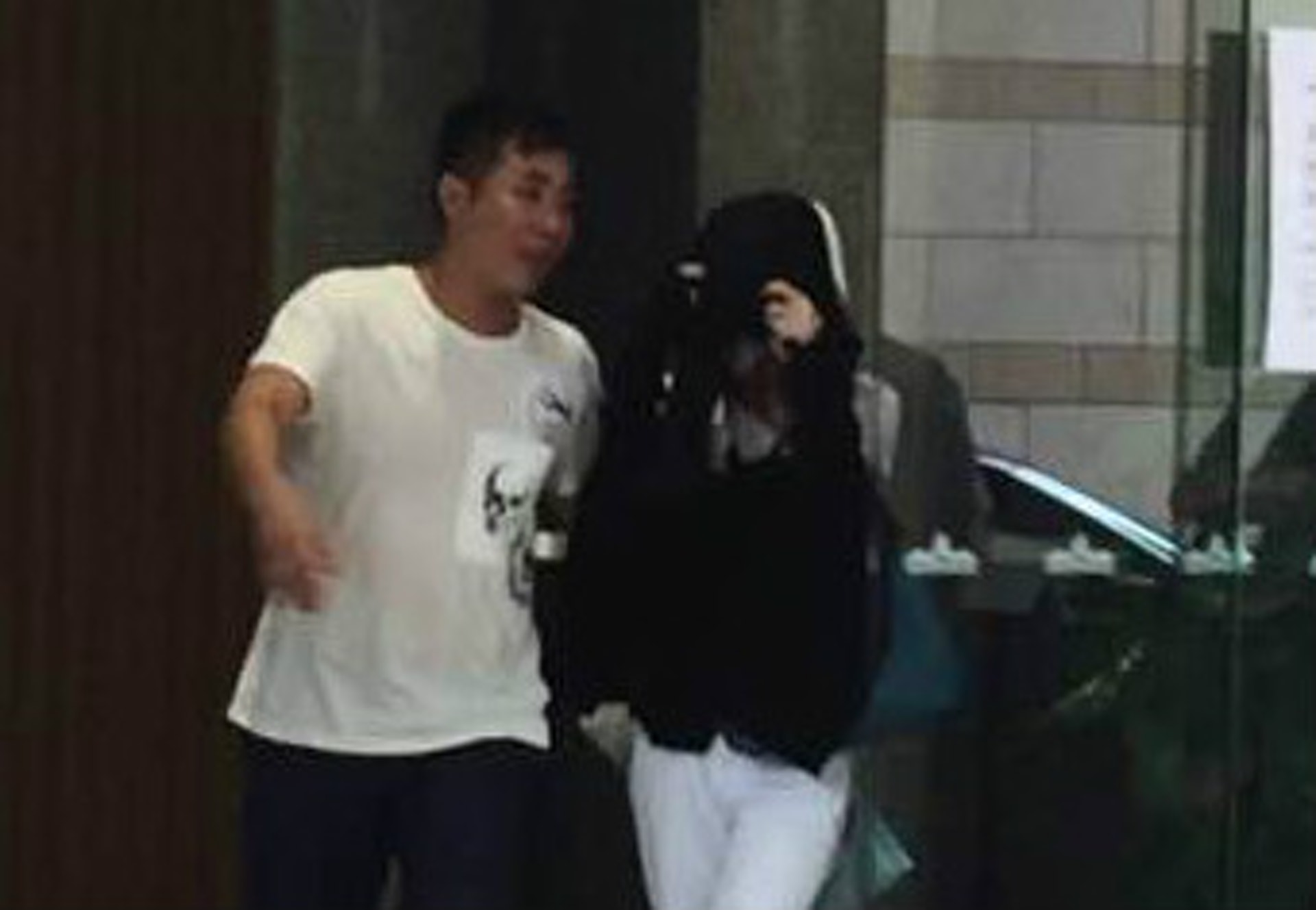 _次被告黃偉樑(左)及第三被告郭倩。(資料圖片/梁芷君攝) _次被告黃偉樑(左)及第三被告郭倩。(資料圖片/梁芷君攝)