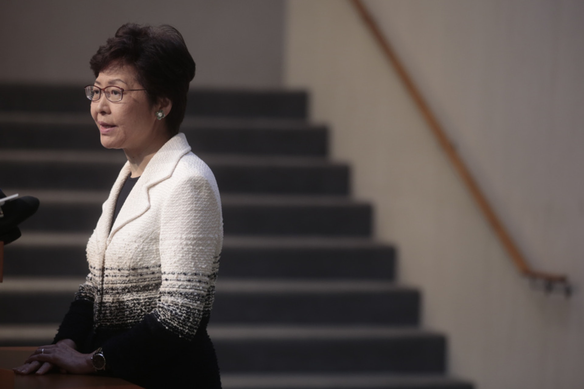 林鄭月娥稱,香港政府在某些方面可以向新加坡學習。(資料圖片) 林鄭月娥稱,香港政府在某些方面可以向新加坡學習。(資料圖片)