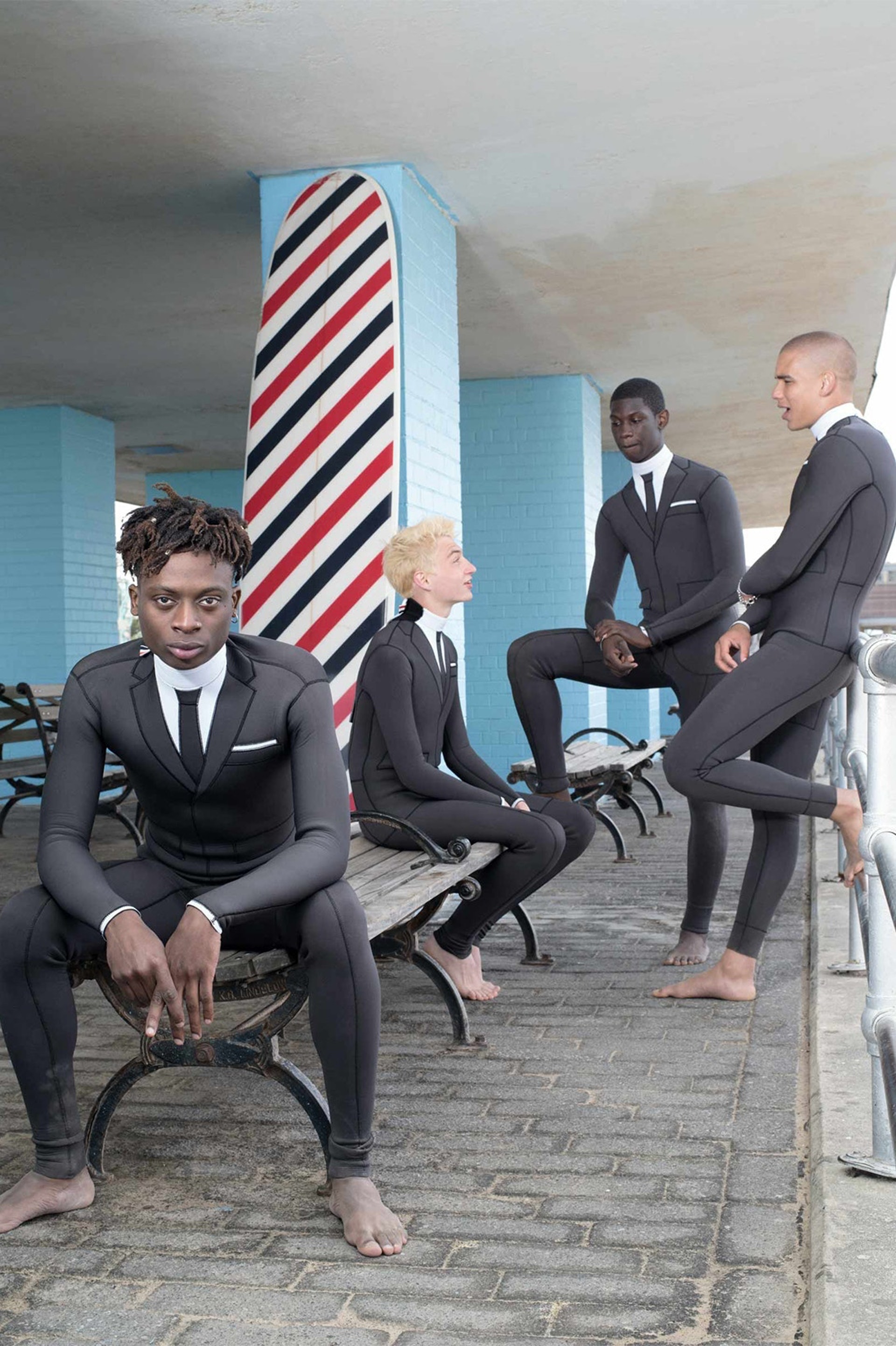 以後若見到有人穿西裝潛水,不用大驚少怪。(Thom Browne) 以後若見到有人穿西裝潛水,不用大驚少怪。(Thom Browne)