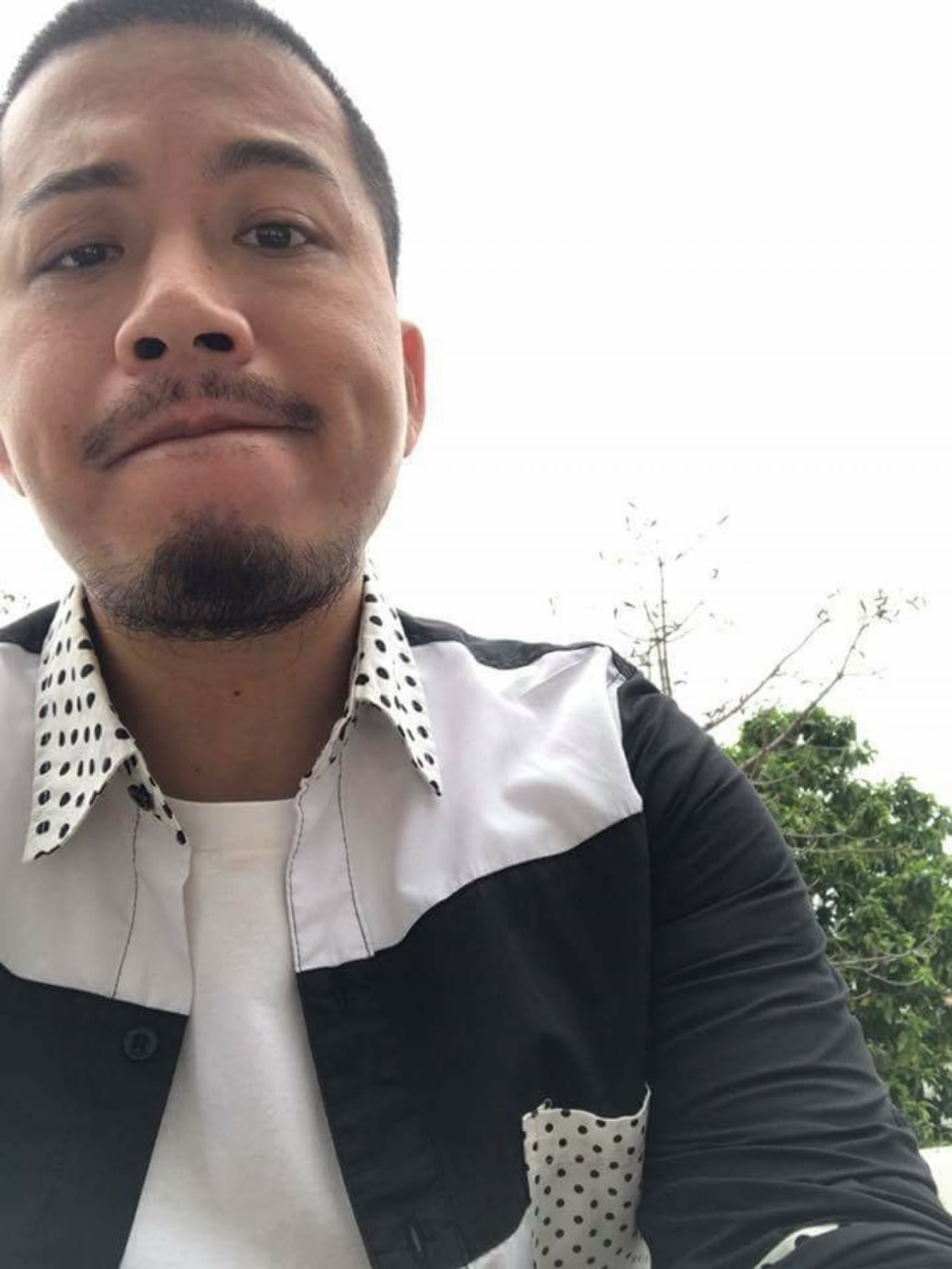 小肥一心想為澳門出力,但考慮了各種因素後決定取消振災演唱會。 小肥一心想為澳門出力,但考慮了各種因素後決定取消振災演唱會。