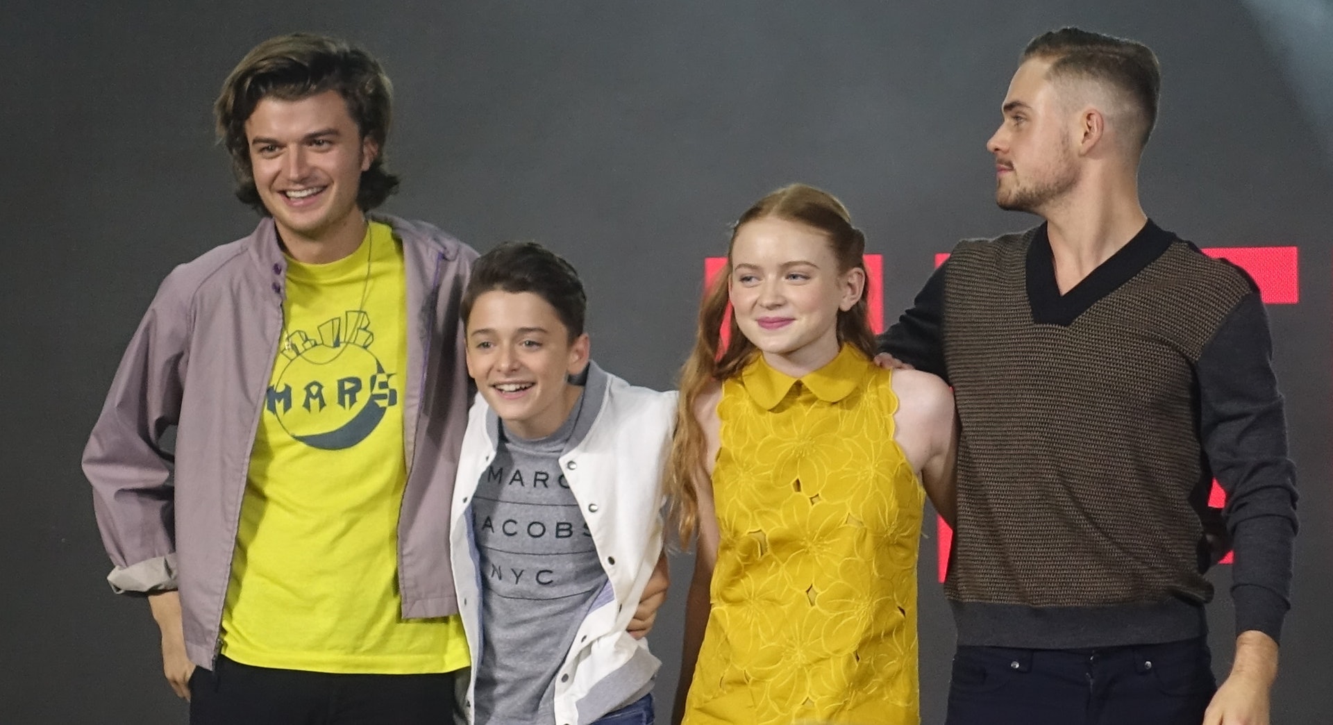 馬尼拉直擊 怪奇物語2 演員見fans 制裁者 新片段首播 香港01 即時娛樂 馬尼拉直擊 怪奇物語2 演員見fans 制裁者 新片段首播 香港01 即時娛樂