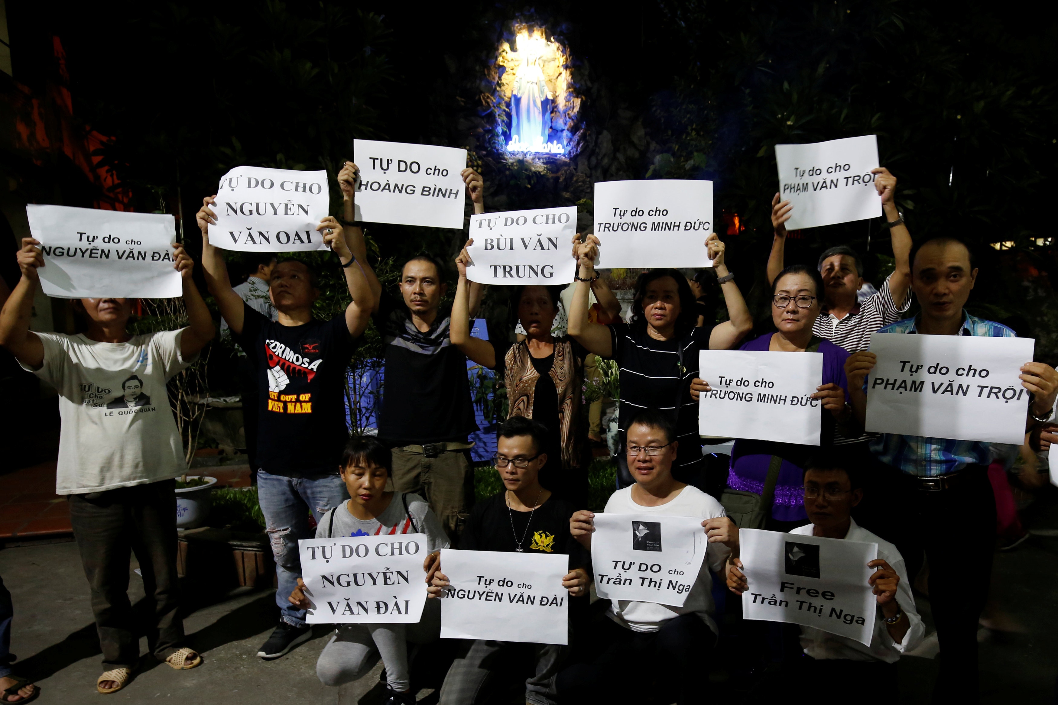越南國家主席揚言控制網上資訊　社運人士：不能關掉Facebook