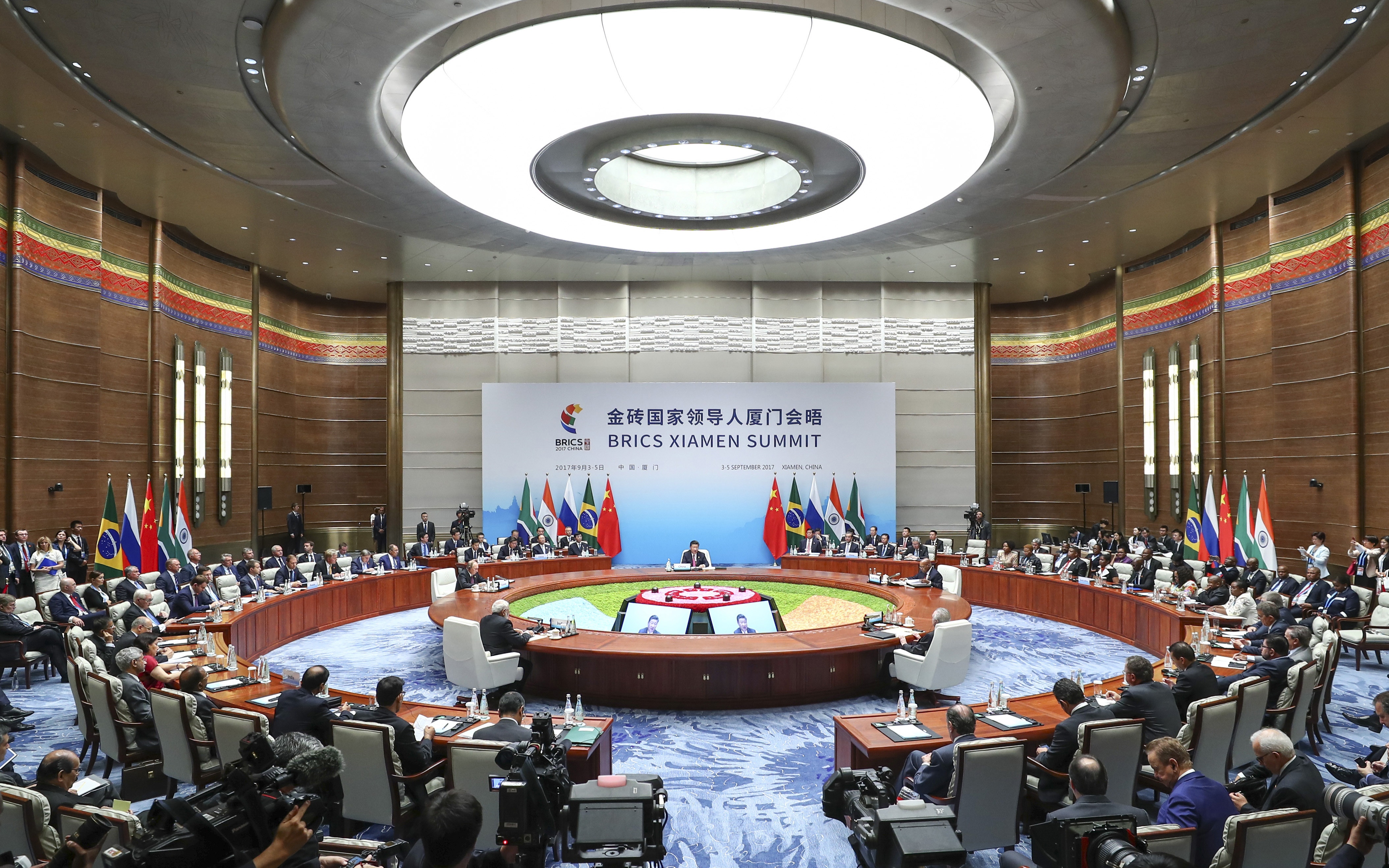 金磚（BRICS）國家領導人9月4日在廈門舉行第九次正式會晤，並發表「廈門宣言」。（新華社）