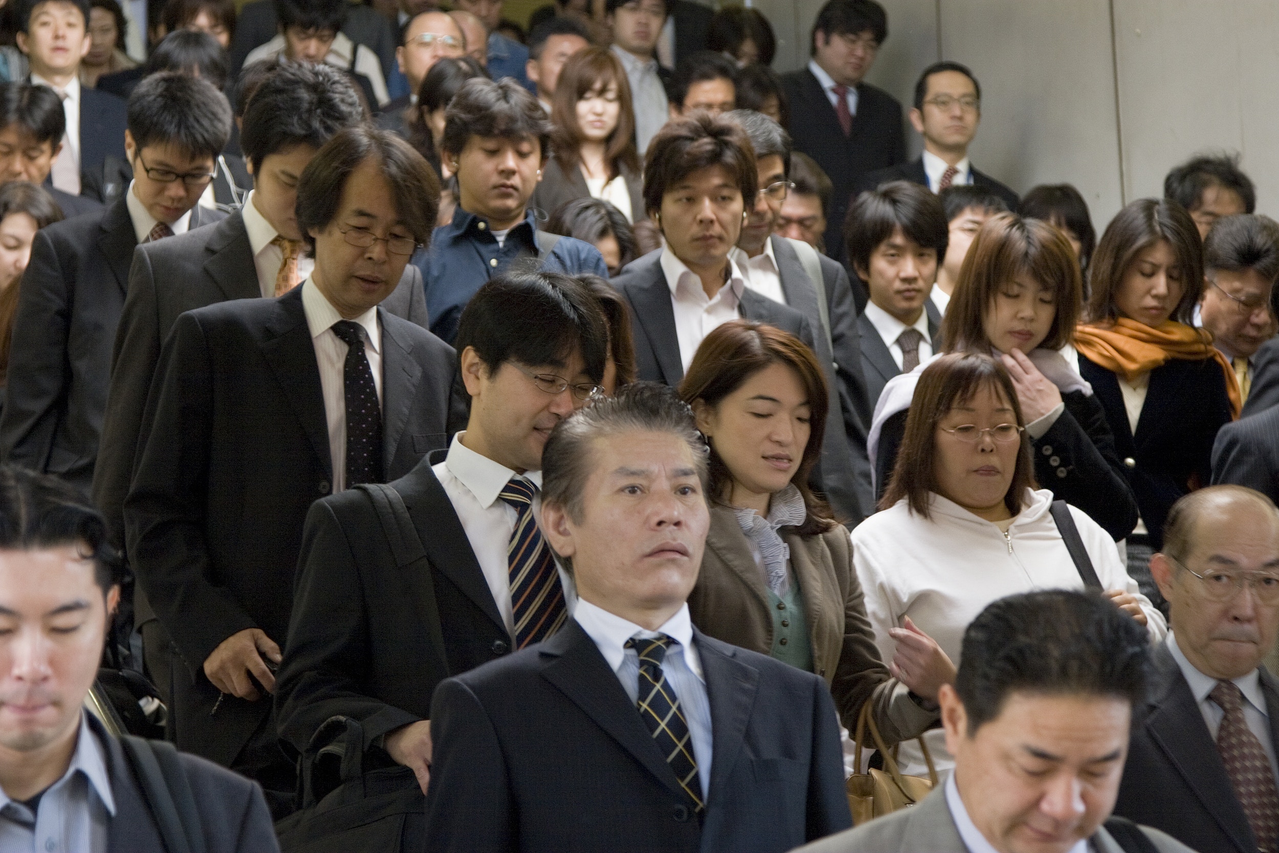 日本擬將公務員退休年齡延至65歲冀增加勞動人口