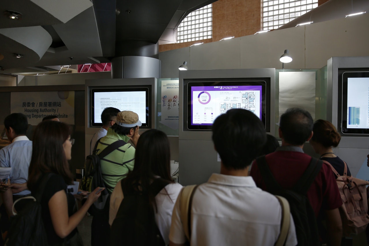 港人首置上車盤連鎖效應　鄔滿海：居屋價或可下調低見五折