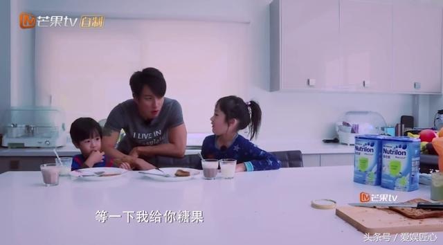 個廚房超大!(網上截圖) 個廚房超大!(網上截圖)