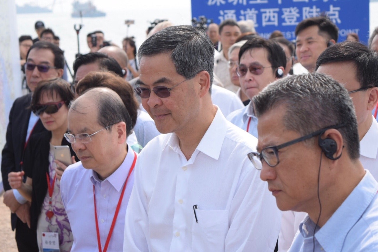 今年4月，時任特首梁振英率領港府高層官員到大灣區考察。（資料圖片）
