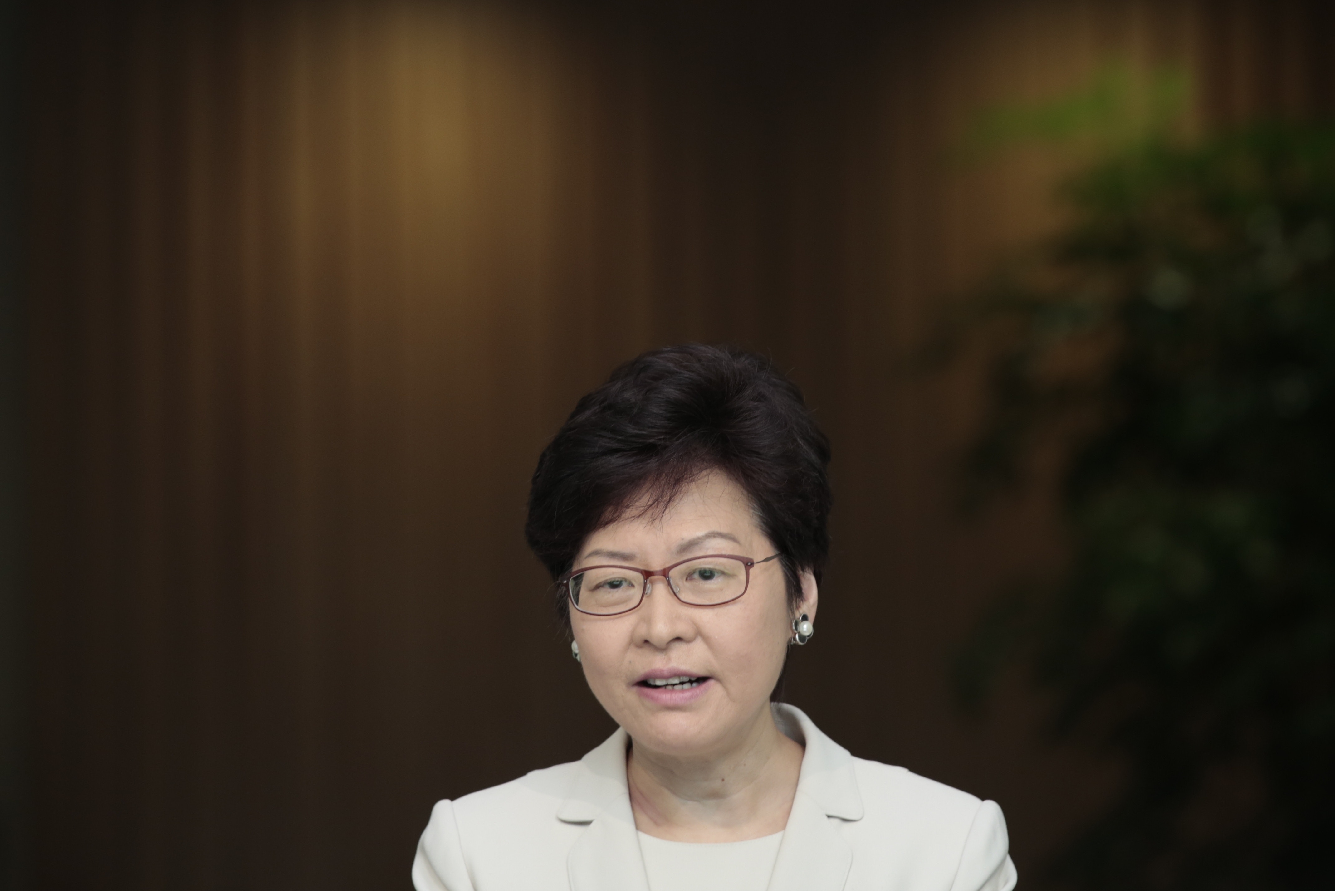 林鄭指中大校園港獨橫額涉及憲制：不是言論自由問題