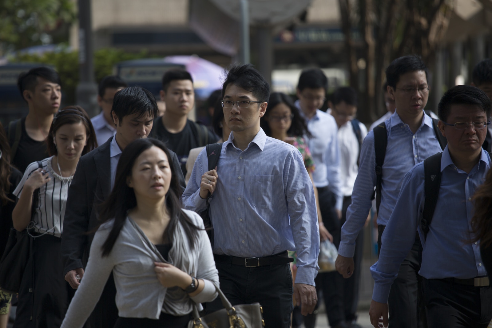 政府發臨時津貼催生低保障合約教師