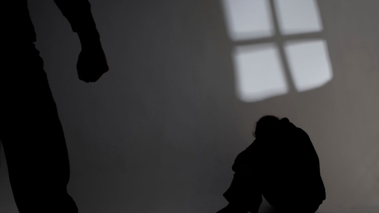 院舍性侵案 已婚男職員被控與精神上無能力男院友肛交 院舍性侵案 已婚男職員被控與精神上無能力男院友肛交