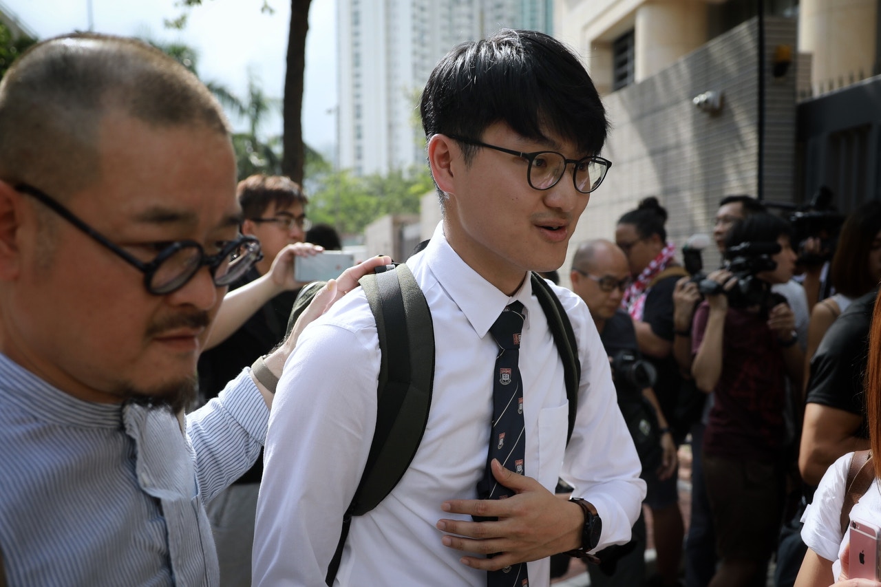 馮敬恩今結港大校呔上庭，求情信稱港大是他「心之所向」。（吳煒豪攝）