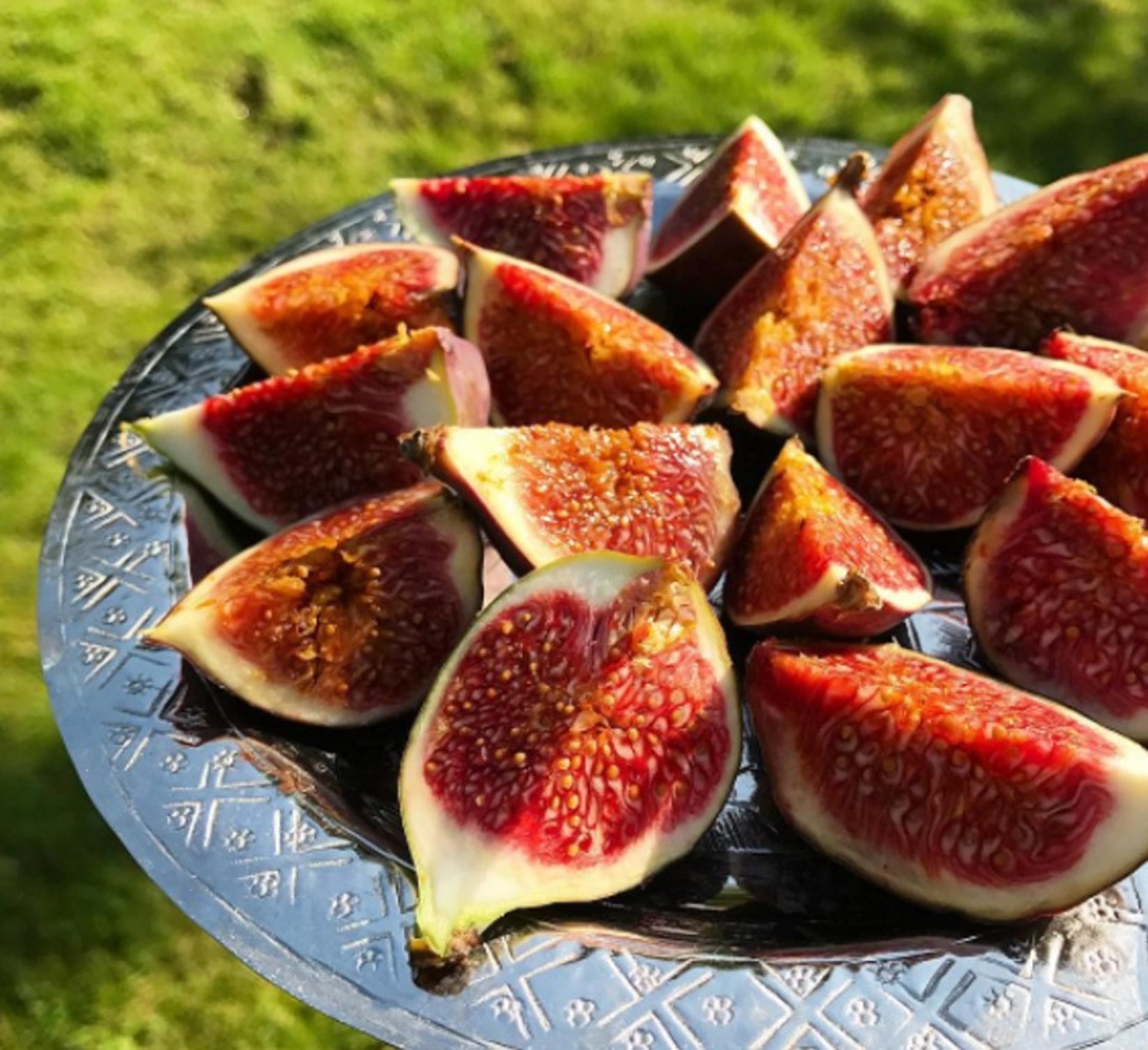 鮮無花果多汁鮮甜超誘人。@peaceofplate (https://goo.gl/Mdkf9J) 鮮無花果多汁鮮甜超誘人。@peaceofplate (https://goo.gl/Mdkf9J)