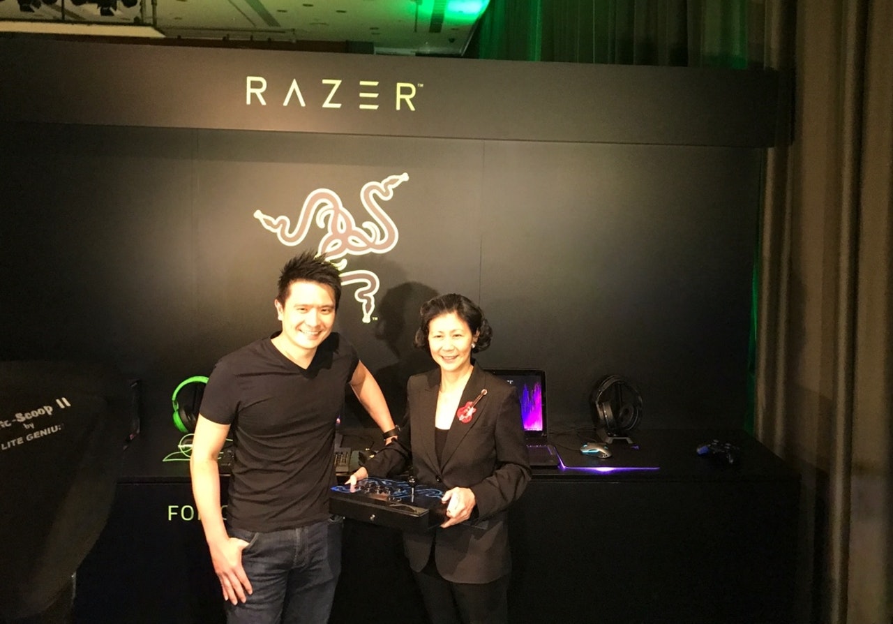 維港投資基金負責人周凱旋(右)表示,留意到RAZER是一間充滿活力的公司,現階段對行業充滿信心。(馬健彰攝) 維港投資基金負責人周凱旋(右)表示,留意到RAZER是一間充滿活力的公司,現階段對行業充滿信心。(馬健彰攝)