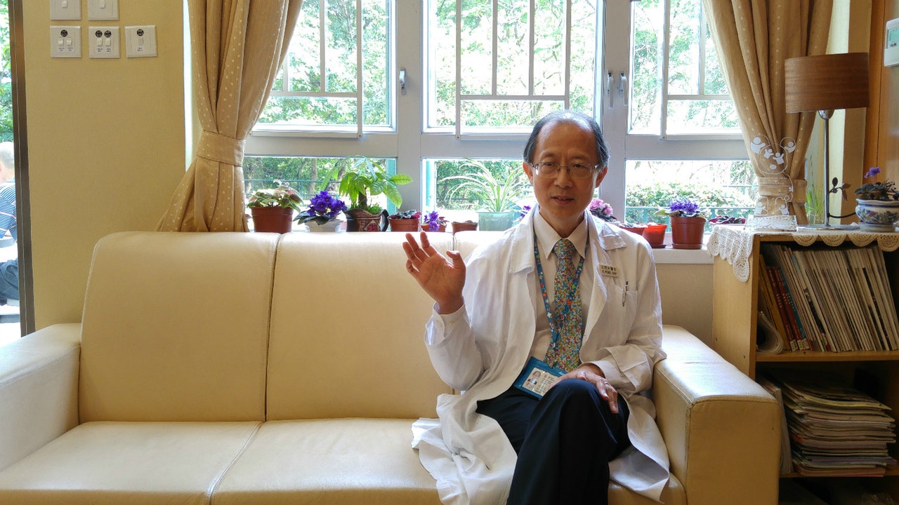 沈茂光是本港紓緩醫學的「開荒牛」,推動在港成立相關專科。(張美蘭攝) 沈茂光是本港紓緩醫學的「開荒牛」,推動在港成立相關專科。(張美蘭攝)