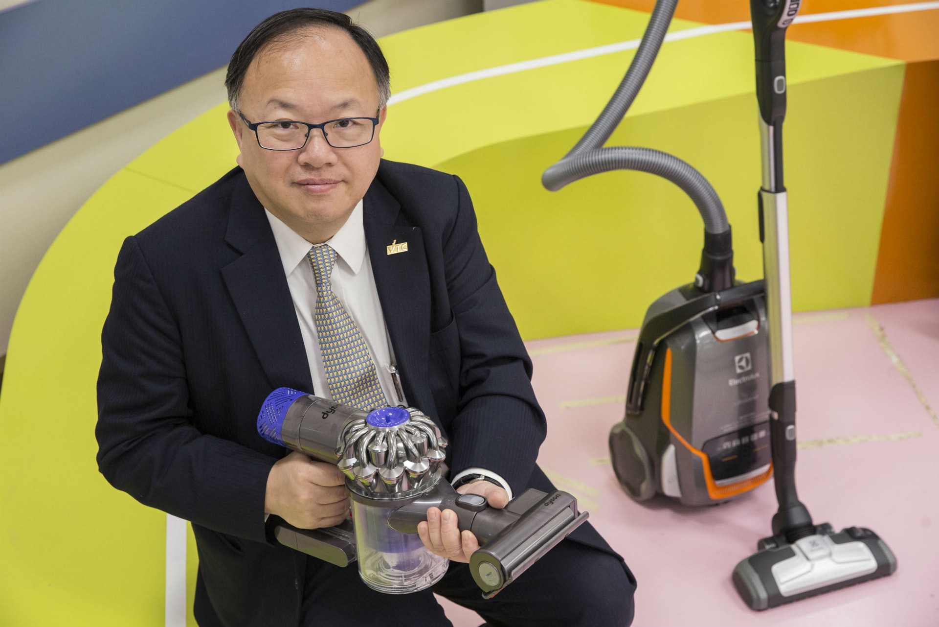 香港專業教育學院工程系系主任趙炳權博士 香港專業教育學院工程系系主任趙炳權博士