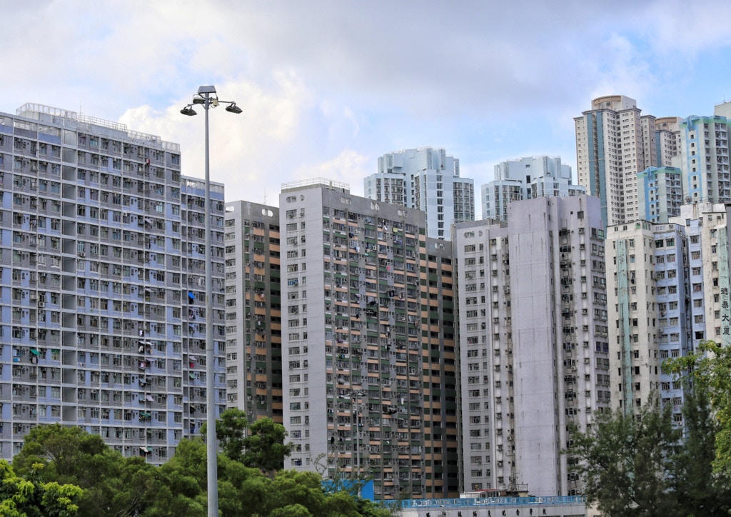 已婚人士曾受惠資助居所不能申請公屋居屋房委會：無計劃檢討