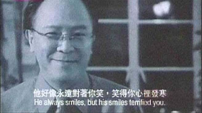 【幽默大師】世界荒謬,而身邊總有個怪同事:他每天都停不了地笑 【幽默大師】世界荒謬,而身邊總有個怪同事:他每天都停不了地笑