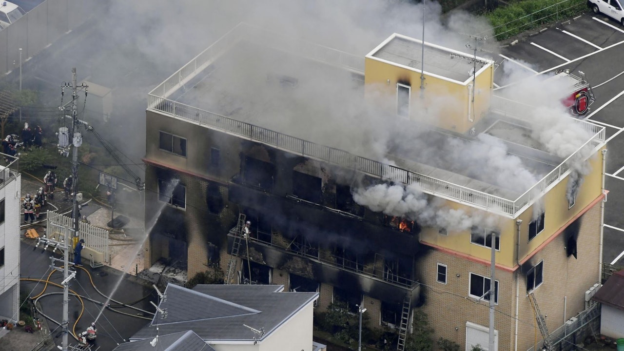 【京阿尼】19屍堆疊頂樓通道 疑因無法打開逃生門慘死 【京阿尼】19屍堆疊頂樓通道 疑因無法打開逃生門慘死
