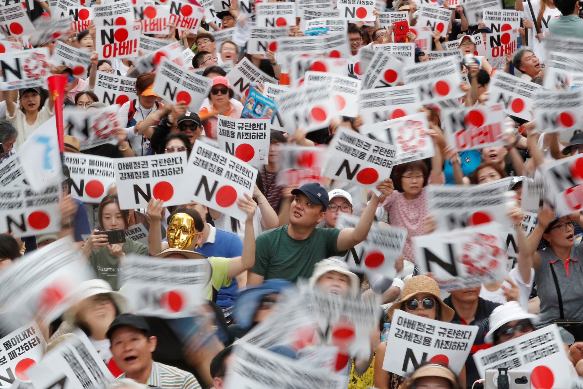 日韓關係不斷惡化,韓國民眾3日舉行反日遊行。(Reuters) 日韓關係不斷惡化,韓國民眾3日舉行反日遊行。(Reuters)