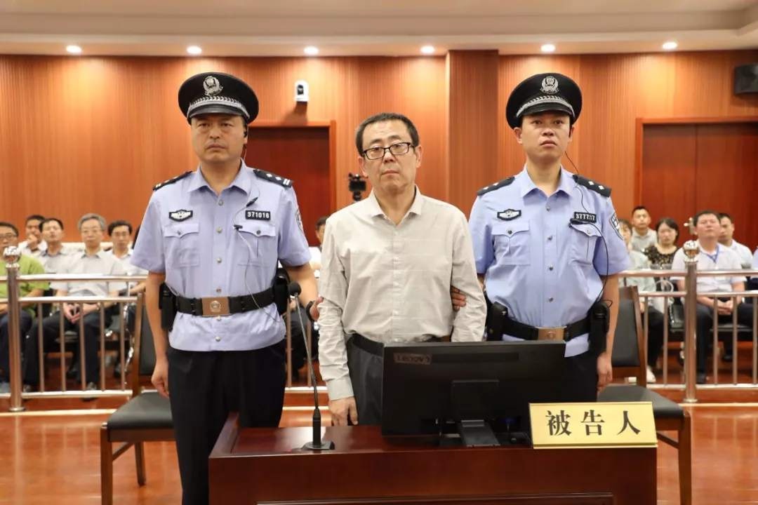 点击图片看原样大小图片