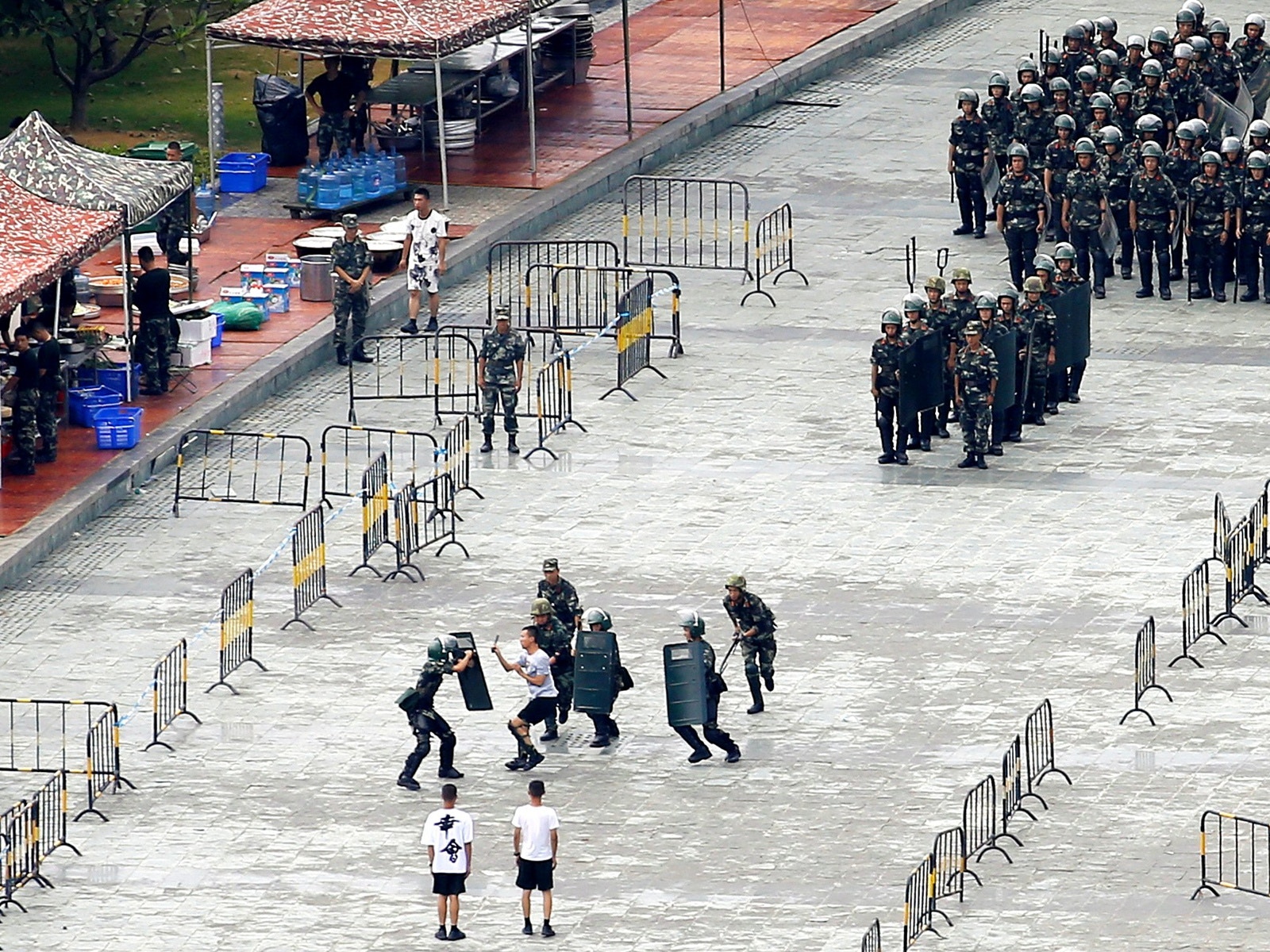 点击图片看原样大小图片