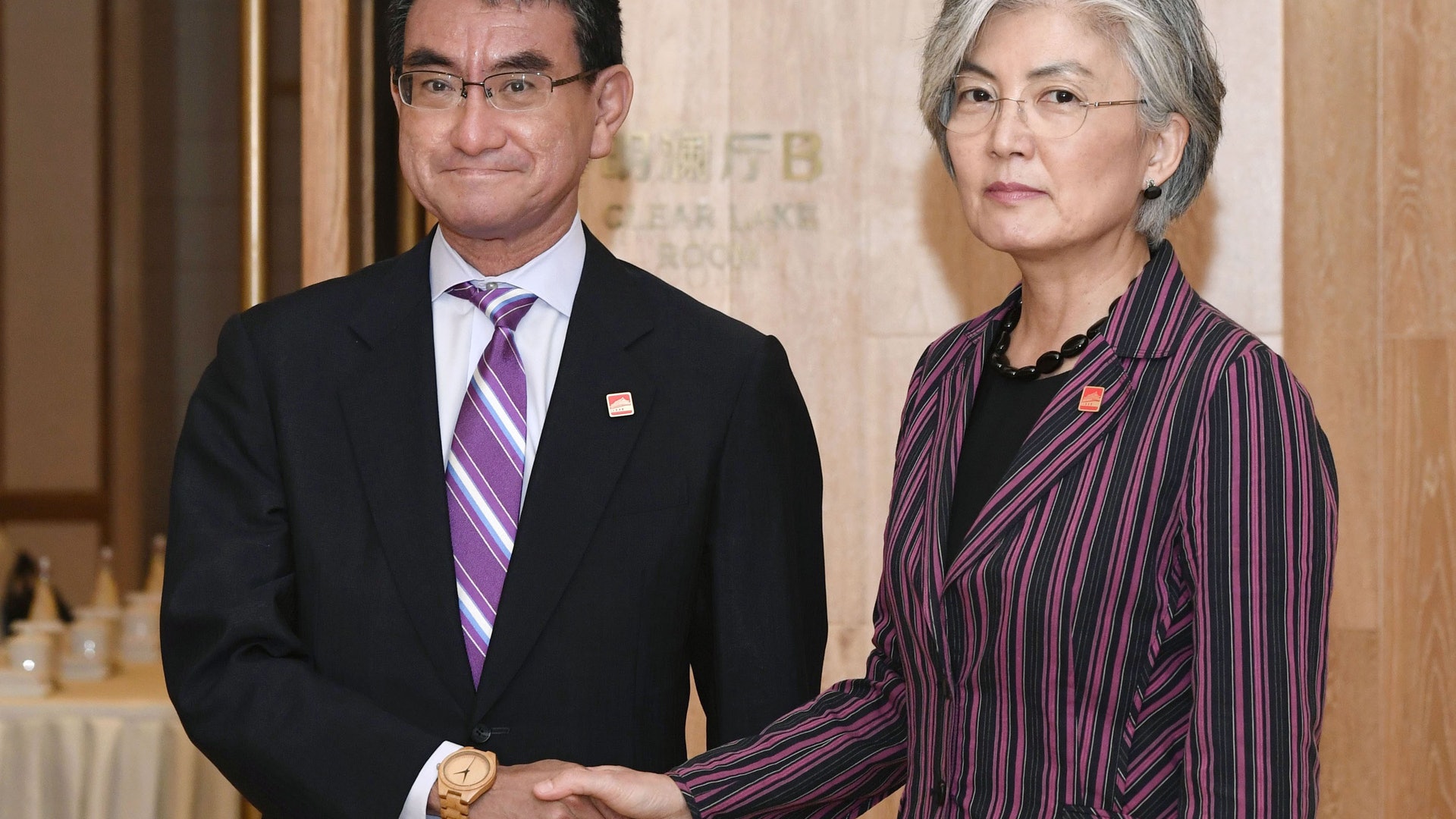 日本外相被質疑戴金錶 炫耀 河野太郎神回應 日本外相被質疑戴金錶 炫耀 河野太郎神回應