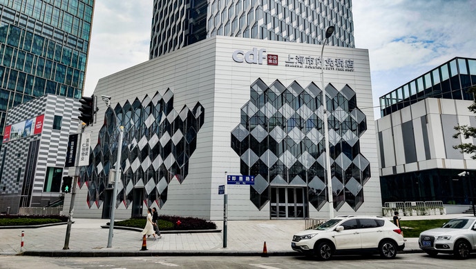 上海市內新免稅店開張：中國護照暫無法購買，需到浦東機場提貨