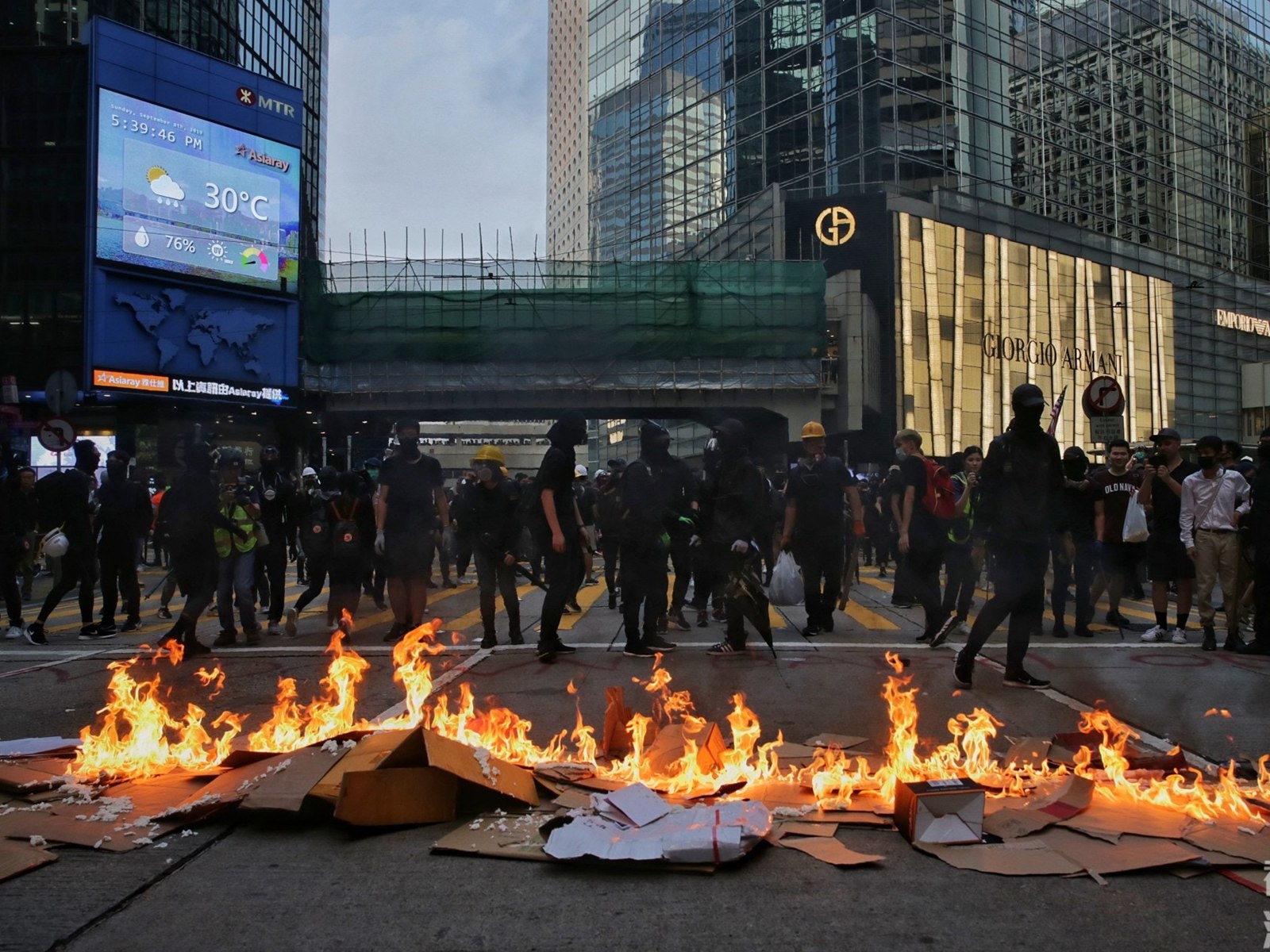香港官员确认有少女被误导 为“勇士”提供免费性服务（组图） - 3