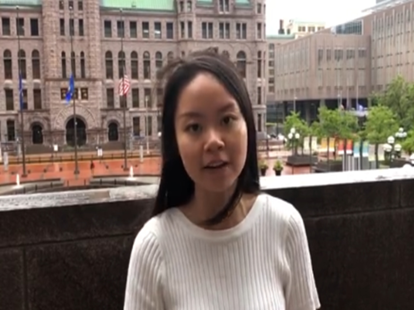 点击图片看原样大小图片