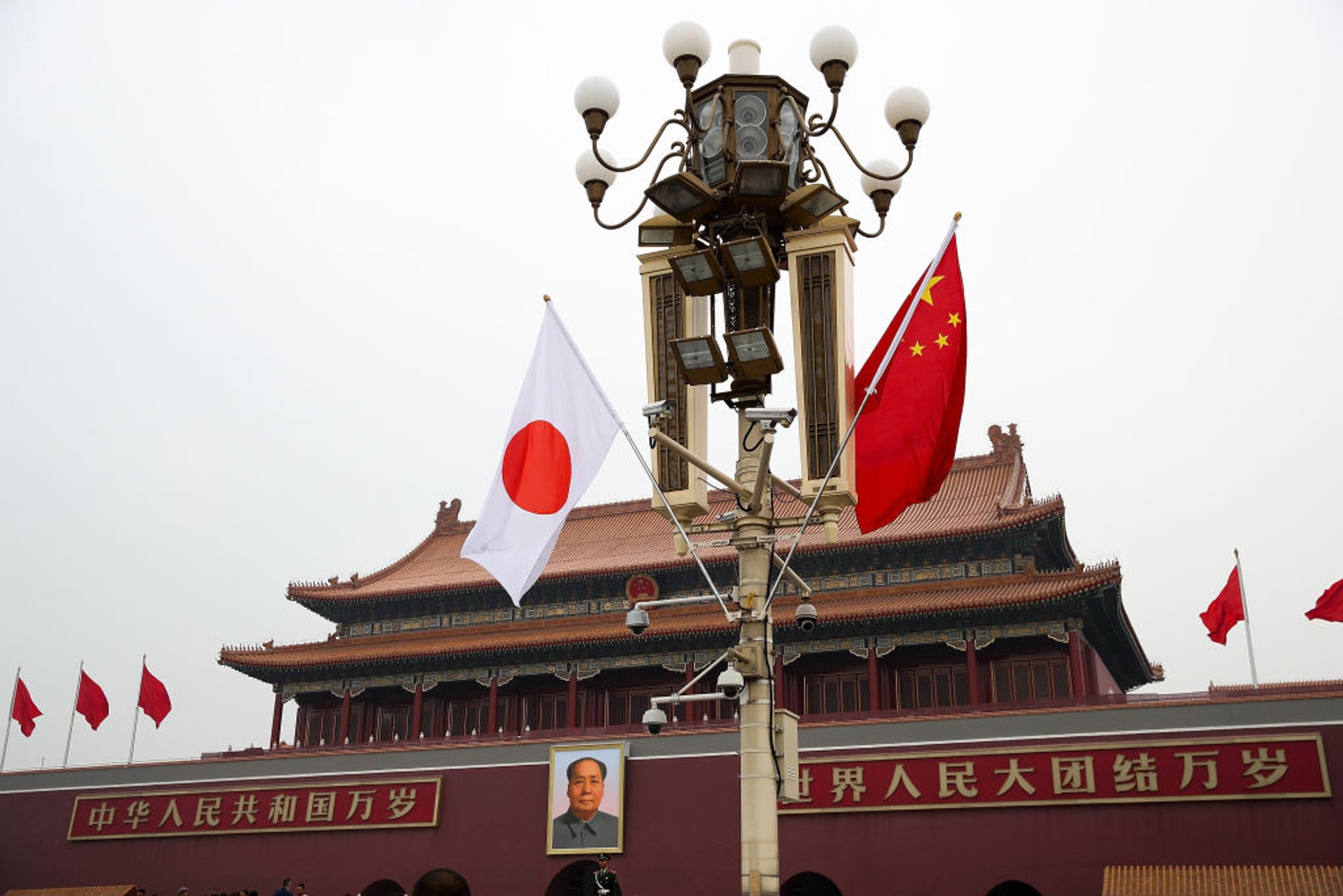 日本首相安倍晉三2018年10月訪華,與中方達成致力於實現「中日新時代」的共識。(AP) 日本首相安倍晉三2018年10月訪華,與中方達成致力於實現「中日新時代」的共識。(AP)