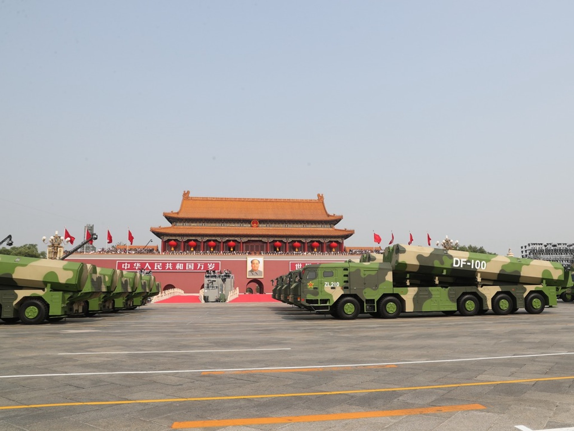 東風-100巡航導彈,具有與突防能力強,命中精度高、作戰效半徑大、反應速度快等特點,是解放軍精確打擊武器。(新華社)