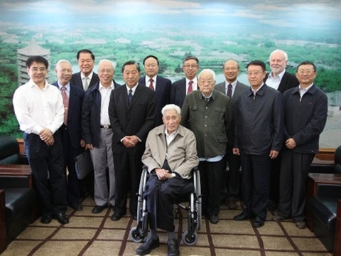 点击图片看原样大小图片