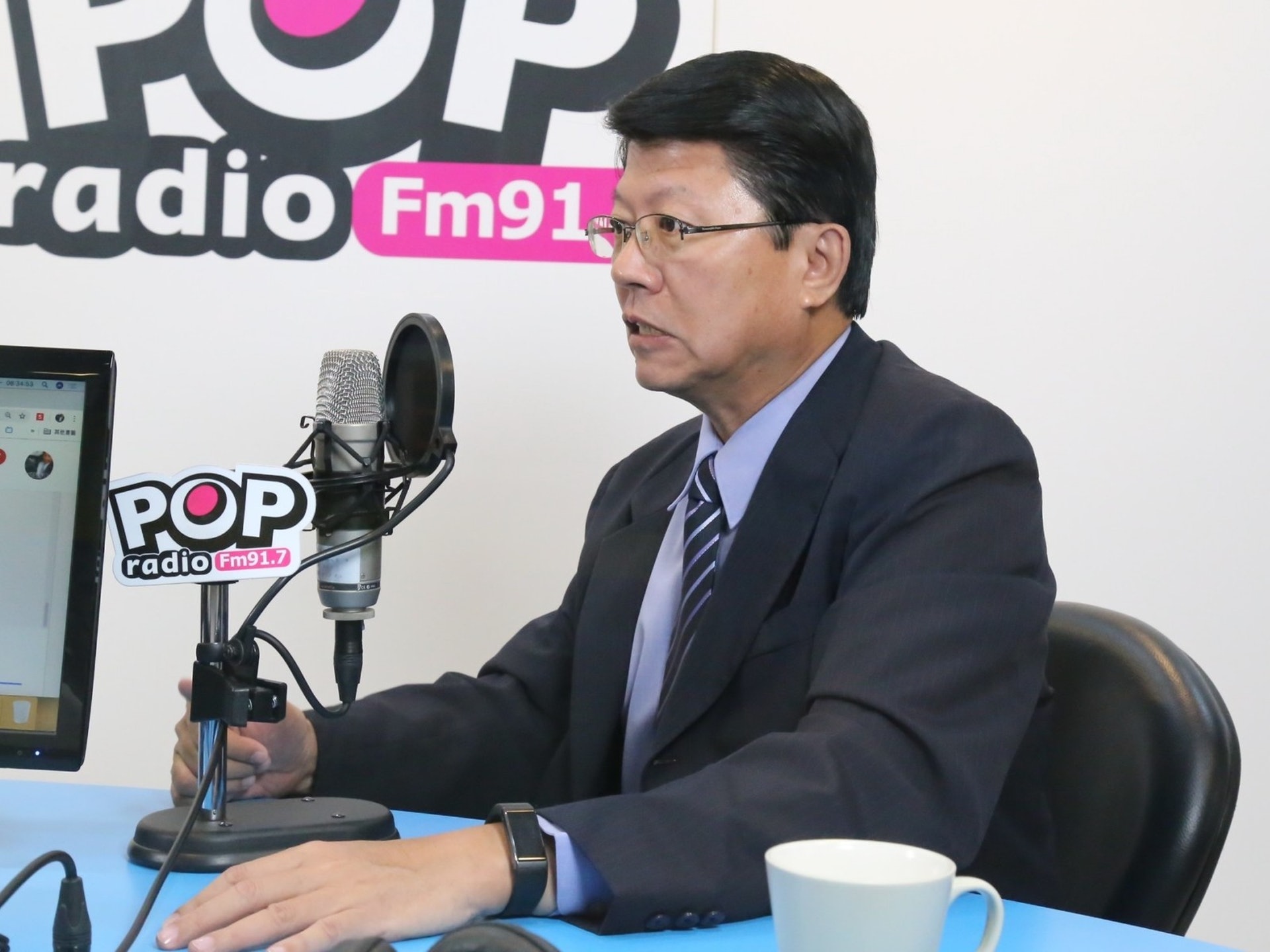 韓國瑜競選辦公室副執行長謝龍介認為,有部分選民儘管不喜歡韓國瑜,也不見得願意投蔡英文,只要蔡英文民調領先沒有超過6%,韓國瑜皆有機會勝出。(《POP撞新聞》提供) 韓國瑜競選辦公室副執行長謝龍介認為,有部分選民儘管不喜歡韓國瑜,也不見得願意投蔡英文,只要蔡英文民調領先沒有超過6%,韓國瑜皆有機會勝出。(《POP撞新聞》提供)