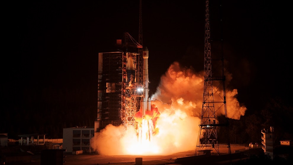 中國成功發射通信技術試驗衛星四號 疑與天基導彈預警有關 中國成功發射通信技術試驗衛星四號 疑與天基導彈預警有關