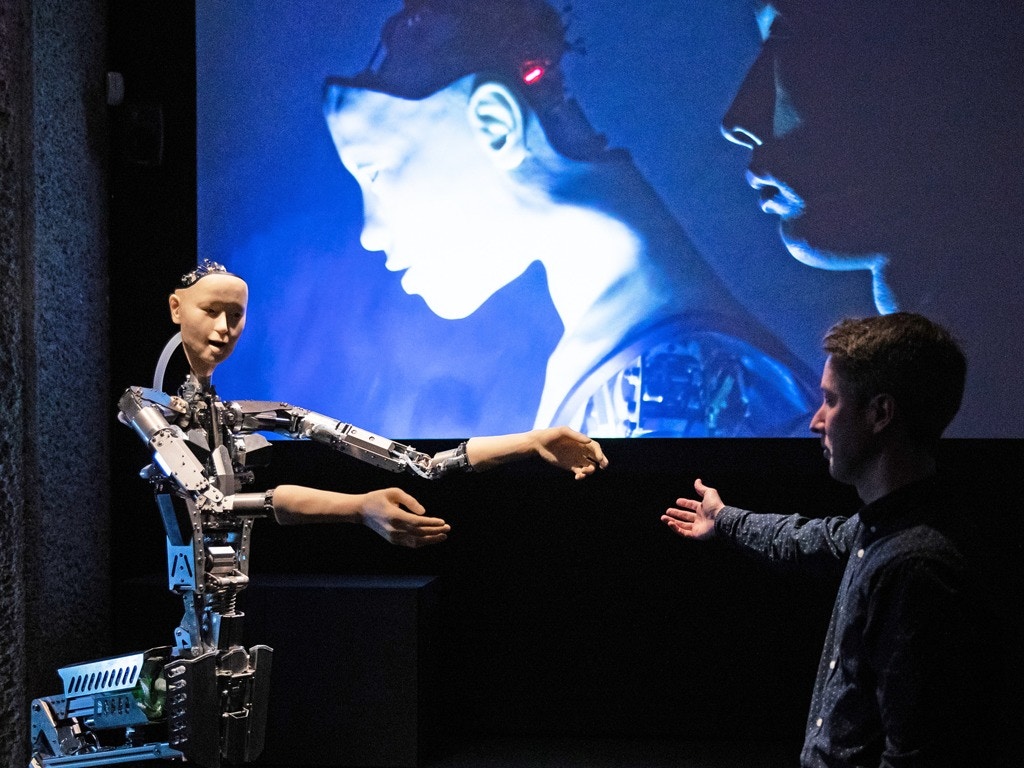 Сканер тела. Программа раздевающая девушек. Программа для раздевания на фотографиях. Нейронная сеть прямого распространения. Программа раздевающая девушек на фото.