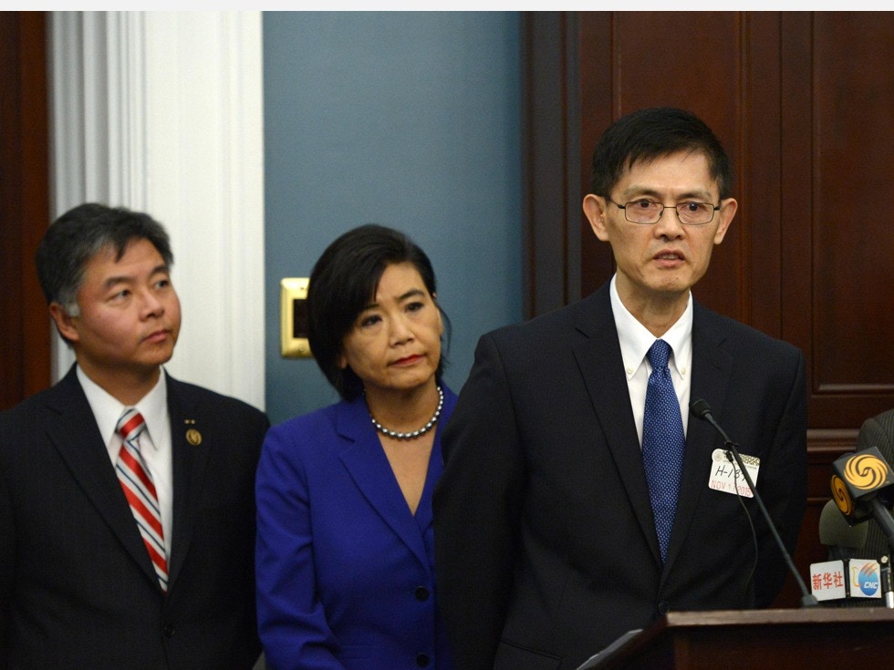 华裔科学家获人权奖 曾被FBI指控中国间谍（图） - 2