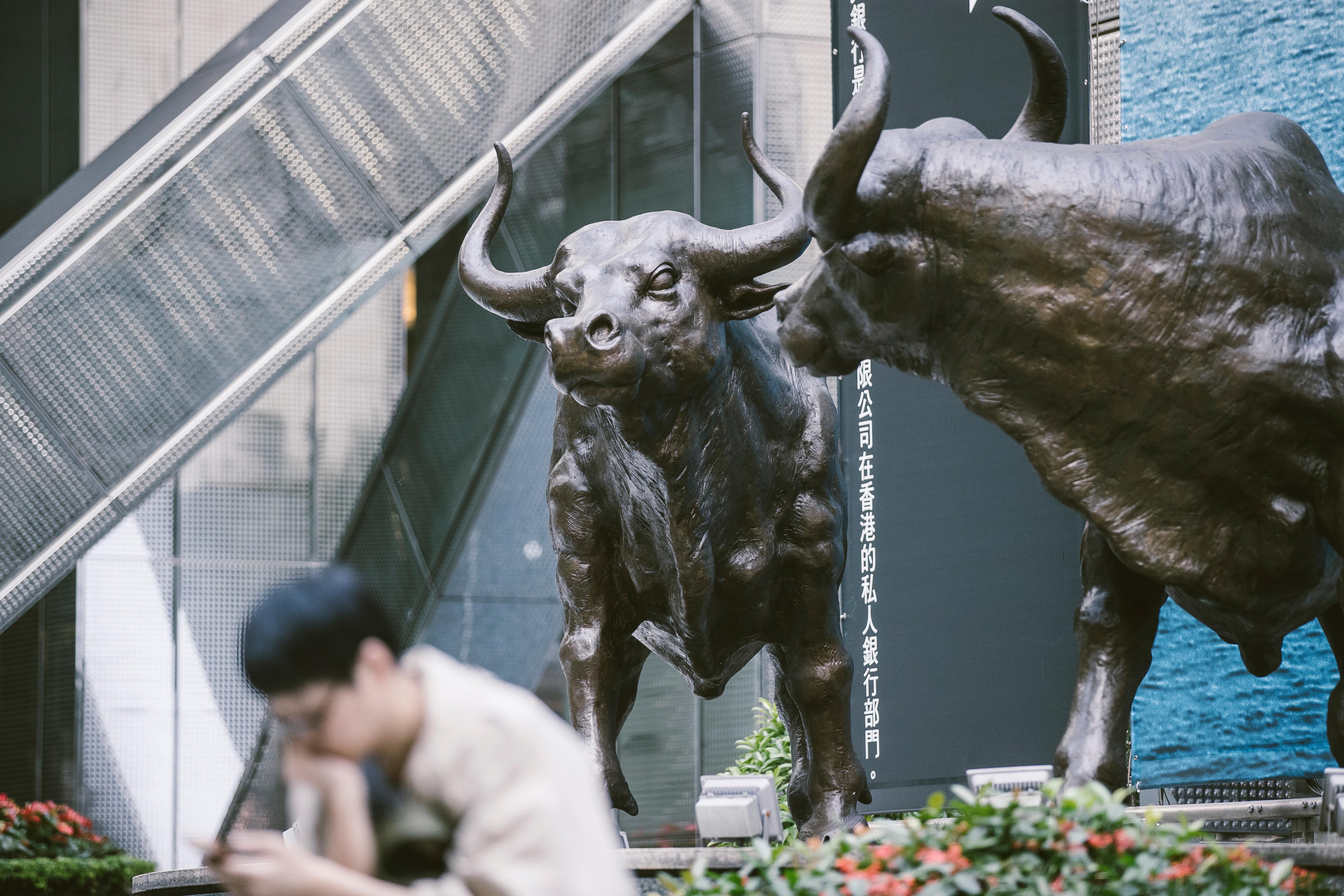 開市快報】港股半日市假日氣氛籠罩恒指微跌4點