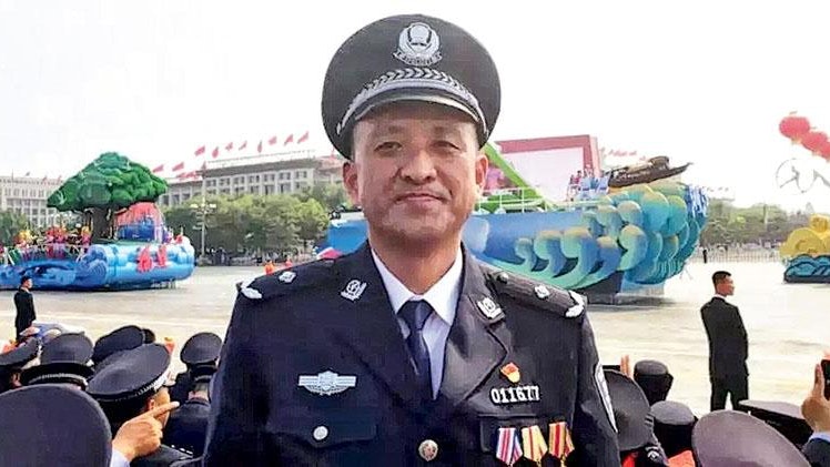 省級優秀警察涉黑被查曾獲邀觀禮中共70年大慶 圖 省級優秀警察涉黑被查曾獲邀觀禮中共70年大慶 圖