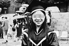 深圳的26歲彭姓女遊客在陝西華山慘被姦殺。（華商報）