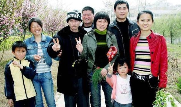 內地最型流浪漢 犀利哥 再現街頭 網傳近照實為數年前舊圖 香港01 大國小事