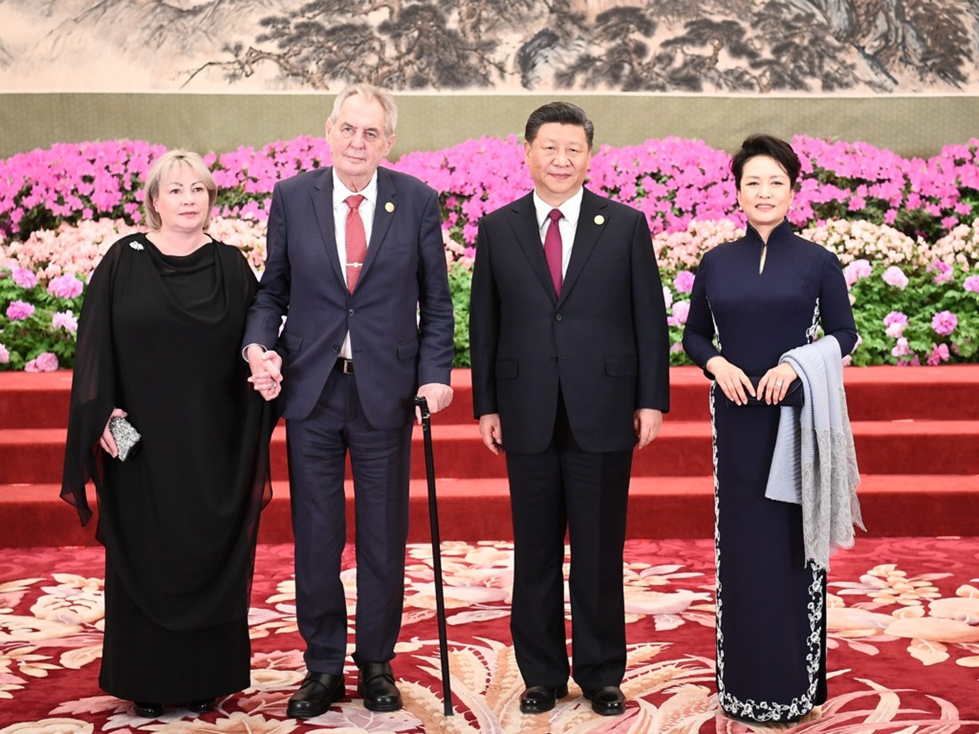 2019年4月26日,習近平夫婦與澤曼夫婦參加第二屆「一帶一路」國際合作高峰論壇宴會。(新華社)