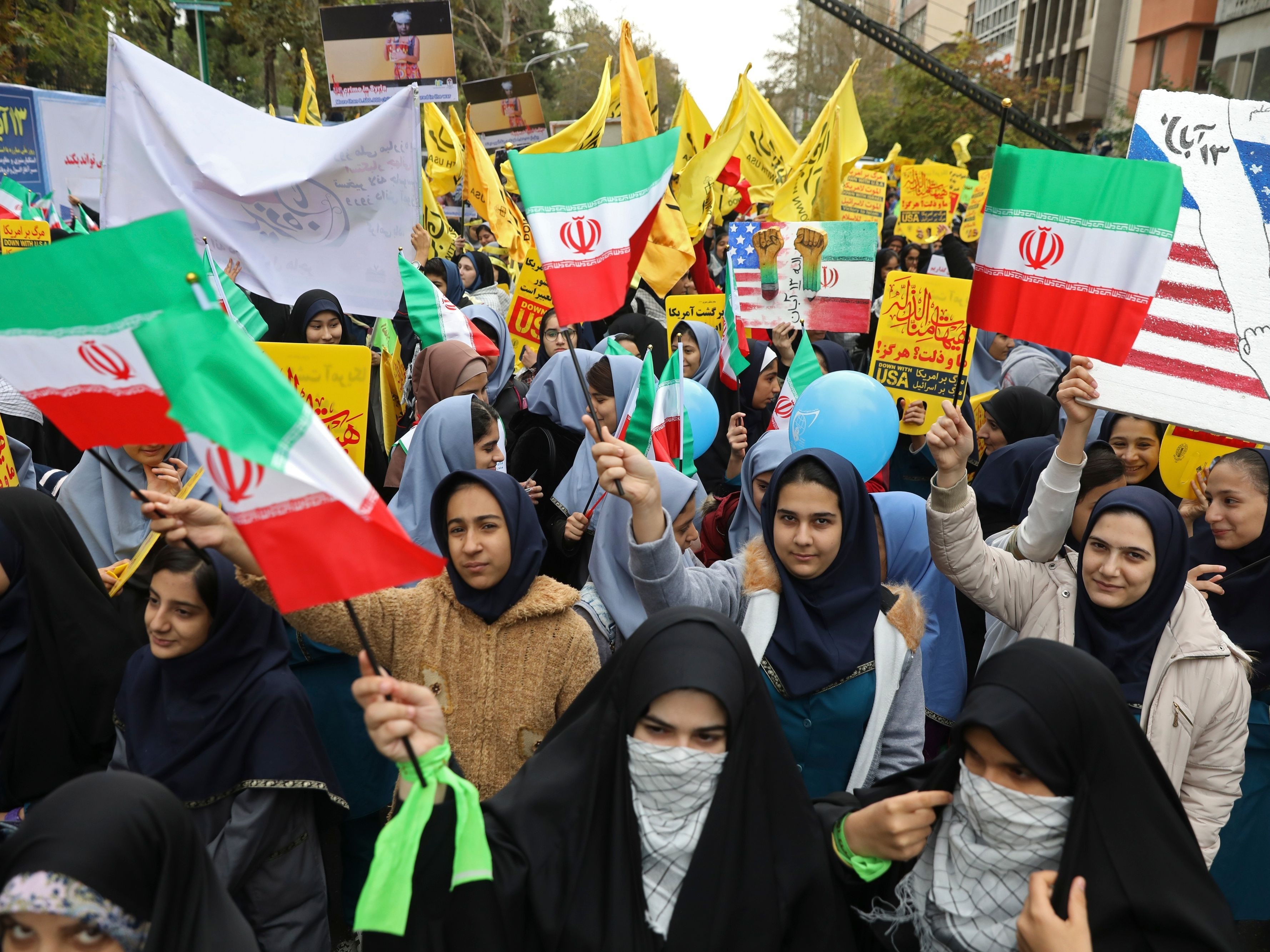伊朗人質危機40周年全國多地舉行反美示威