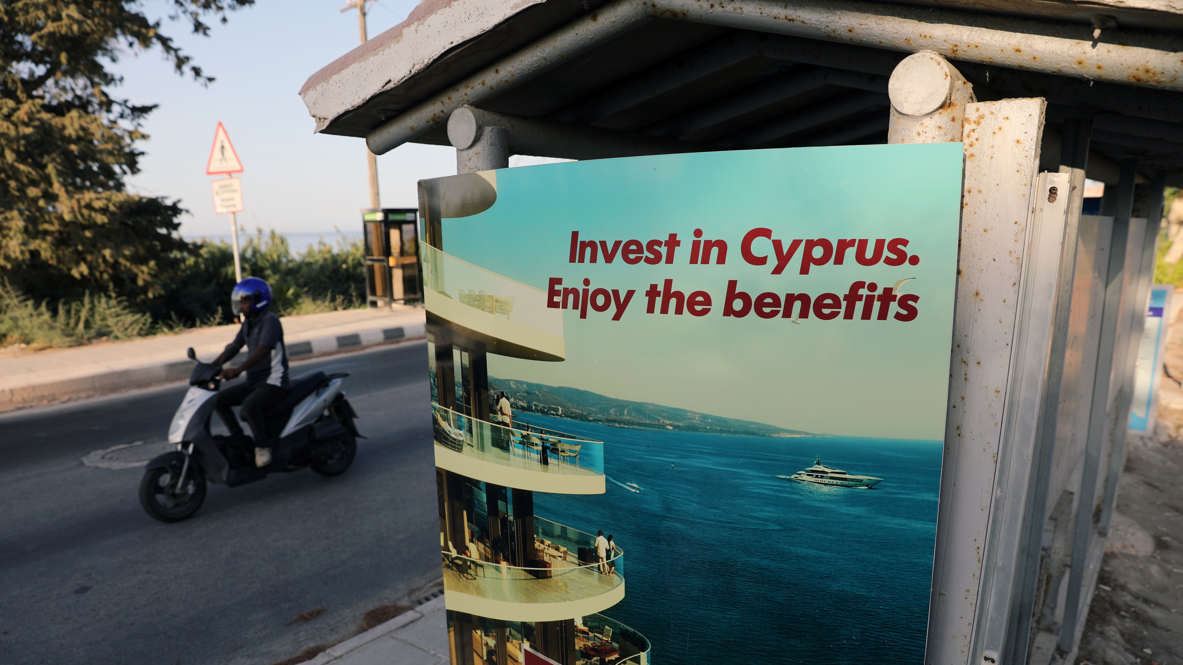 新聞背後 塞浦路斯 黃金護照 門檻低政商富豪趁機入籍歐盟