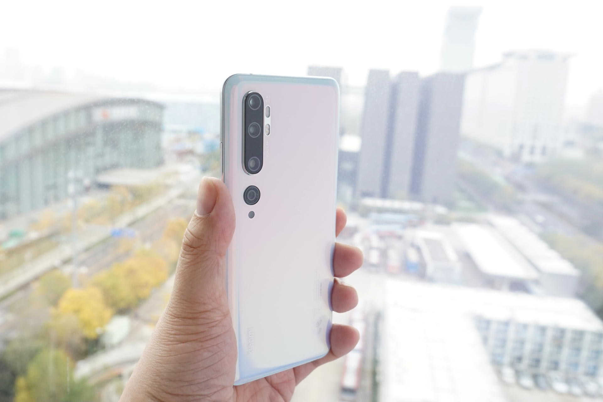 小米 Note 10 是小米CC9 Pro 的國際版本,將會在香港推出。(區慶威攝) 小米 Note 10 是小米CC9 Pro 的國際版本,將會在香港推出。(區慶威攝)