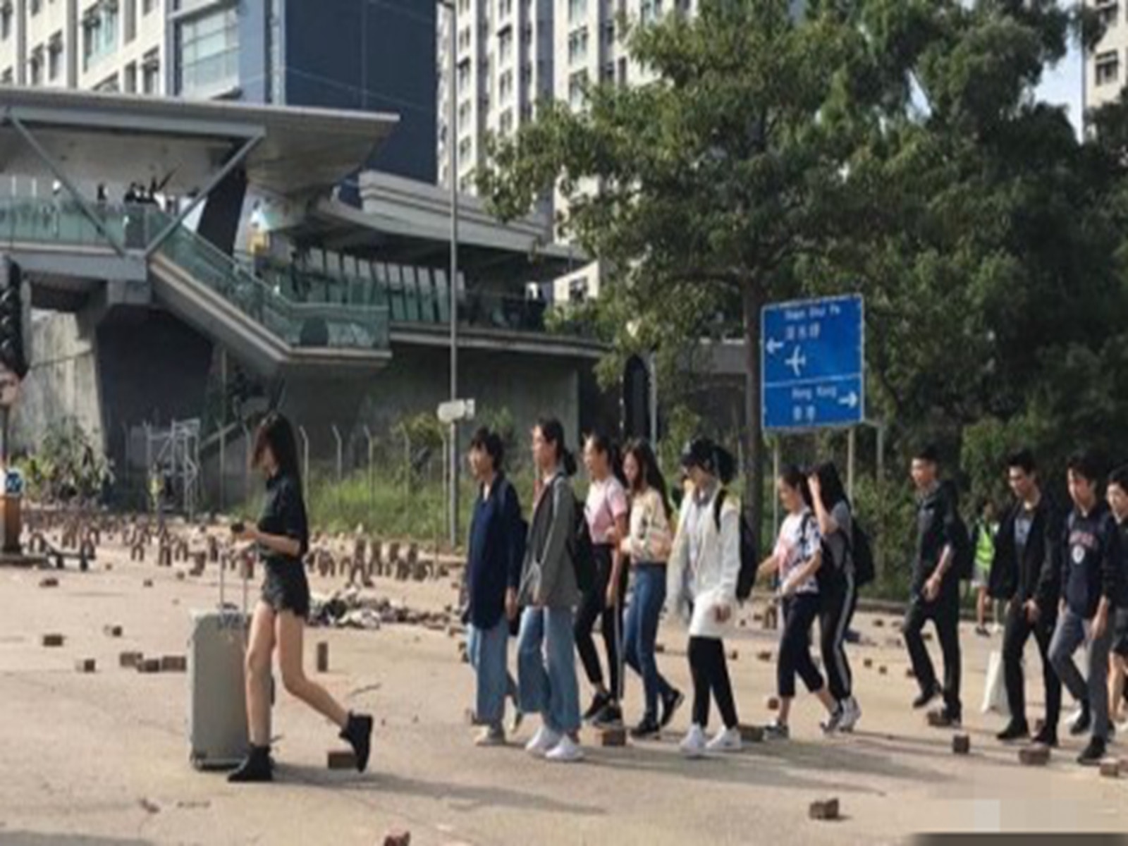 点击图片看原样大小图片