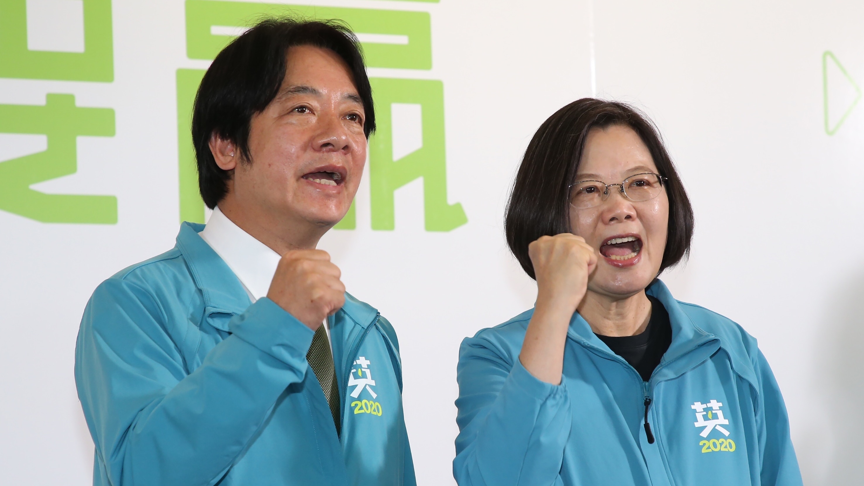 尋求連任的台灣總統蔡英文，於周日（17日）上午召開記者會，終對外公布自己的副手人選是前行政院長賴清德。（中央社）