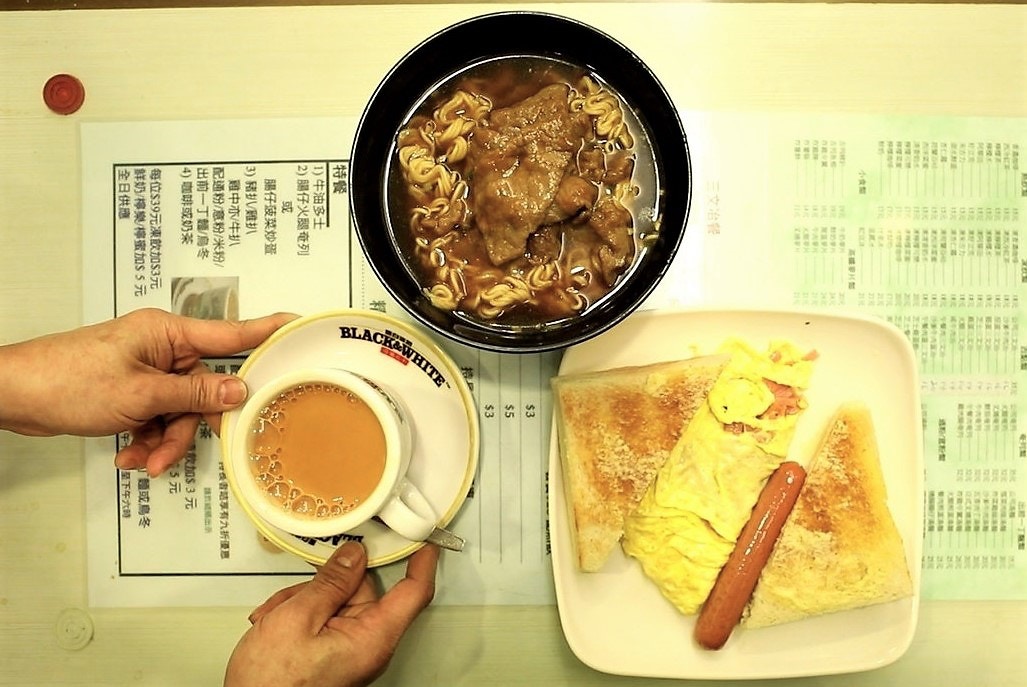 茶餐廳早餐的熱量高，需減肥的人士要留心食物選擇。（資料圖片）