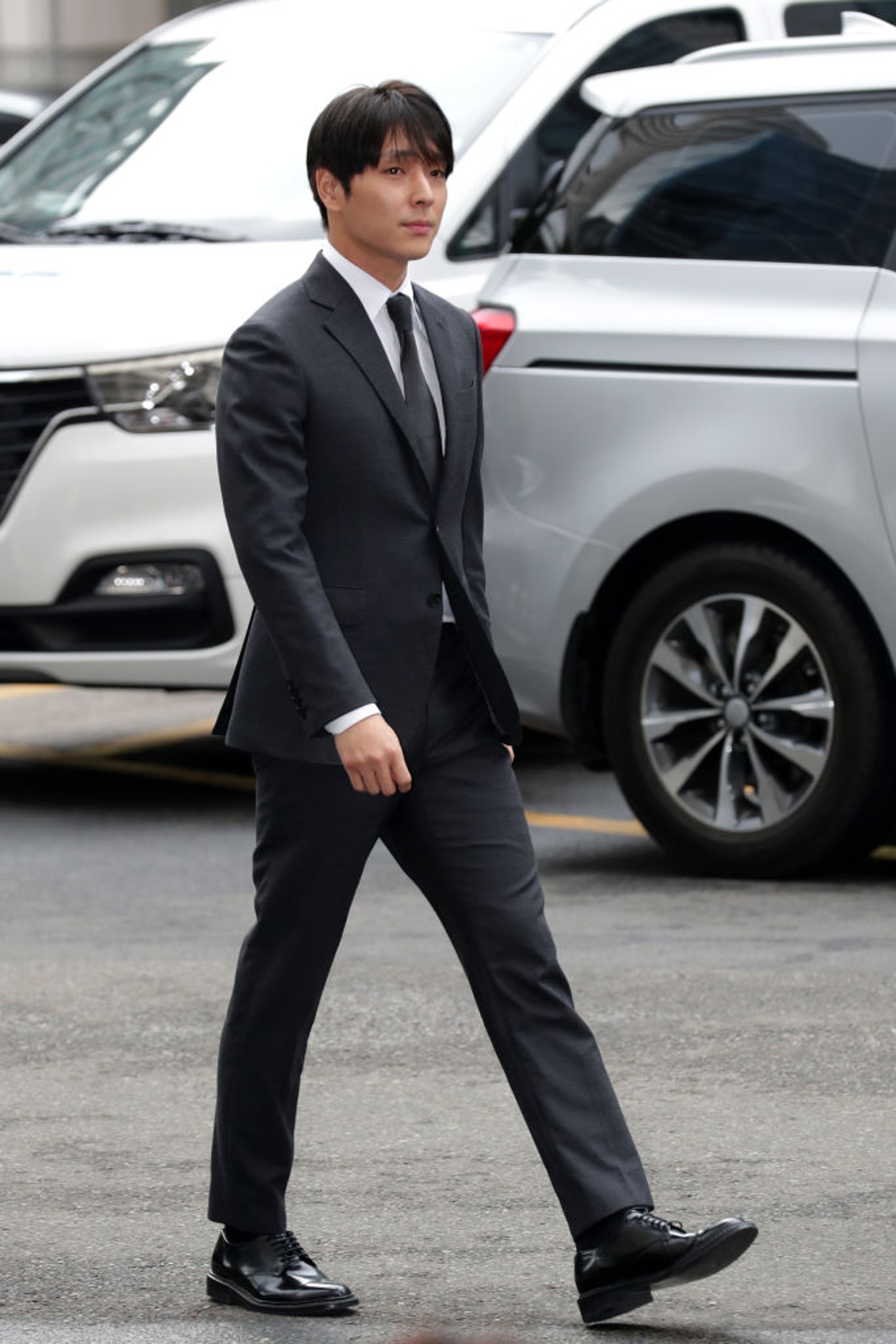 FTIsland前隊長崔鍾訓:因集體性侵、偷拍案等,2019年11月被判刑5年(視覺中國) (視覺中國)