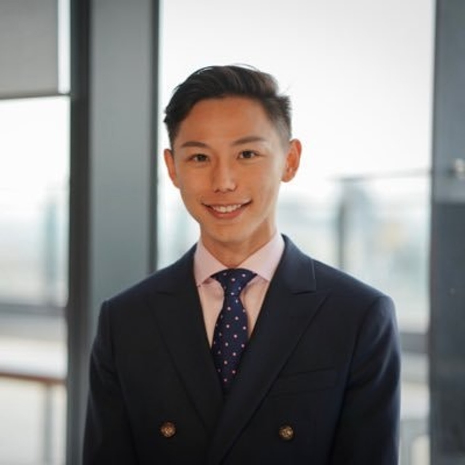 被掌摑的香港留學生Enoch Lieu。(Twitter)