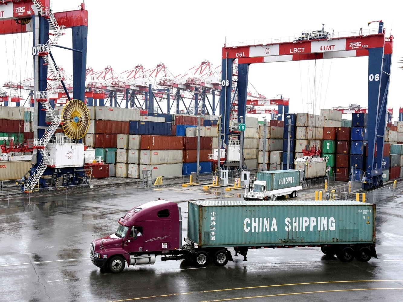 图为美国加州圣佩德罗的货柜码头。 （Reuters）